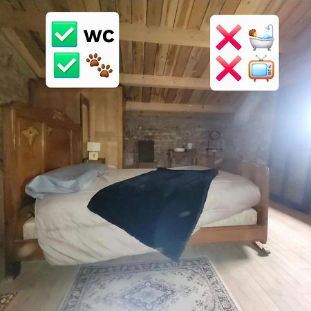 Nuit Insolite, Chambre Au Dessus D'Une Etable La Chapelle-Themer Kültér fotó