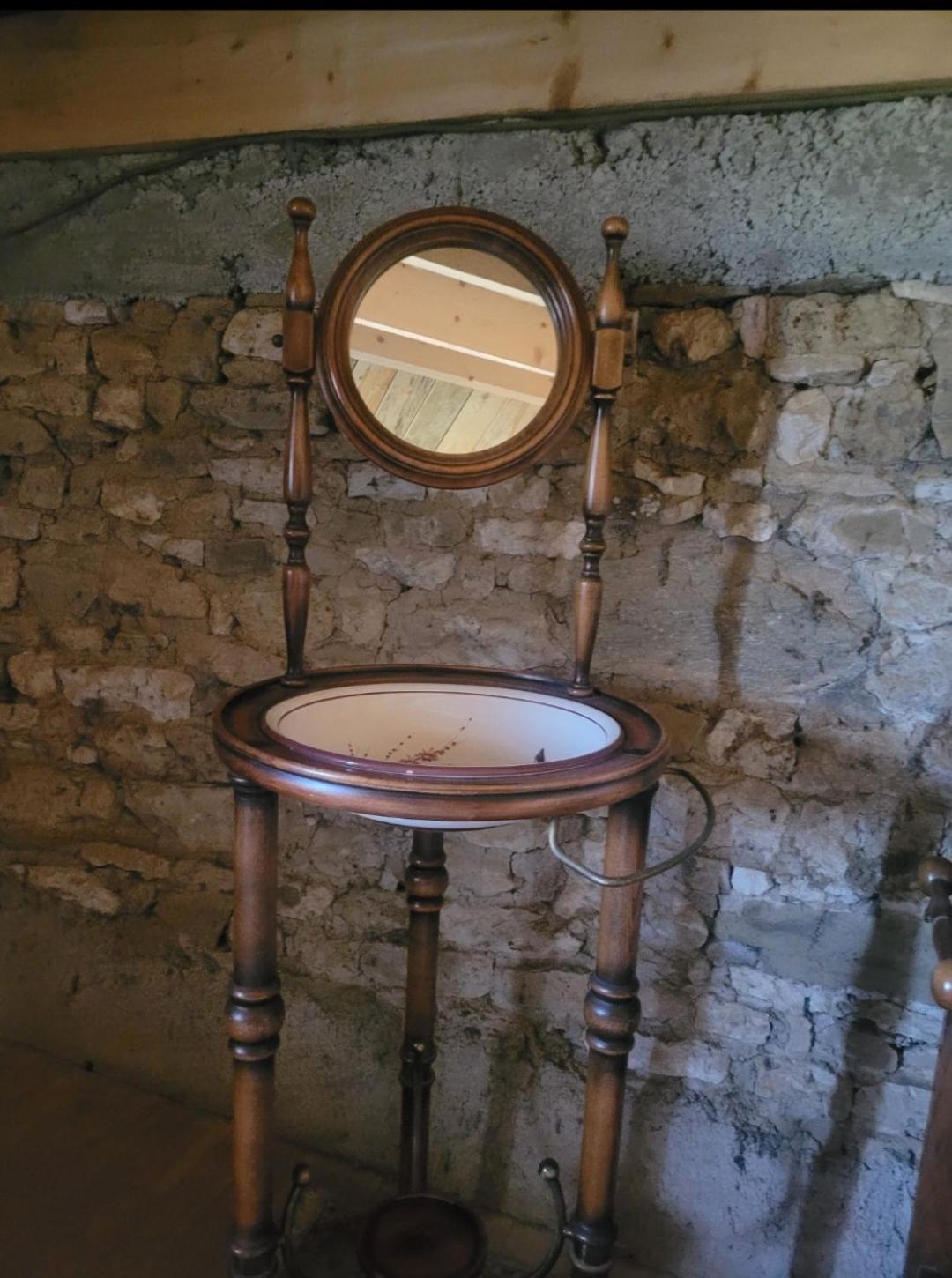 Nuit Insolite, Chambre Au Dessus D'Une Etable La Chapelle-Themer Kültér fotó
